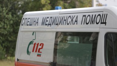 Млад мъж е задържан след като от Спешната помощ в София съобщават