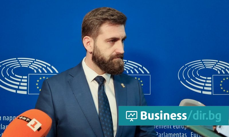 Във въздушното пространство на Полша са навлезли най-малко 21 дрона,