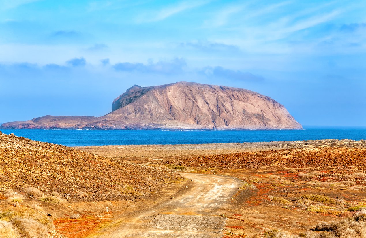 На Ла Грасиоса няма асфалтирани пътища