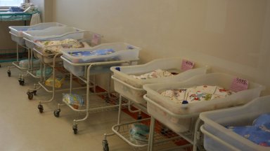 Затварят обновеното родилно в Севлиево заради дефицит на родилки