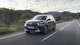 Новият Citroen C3 Aircross съчетава компактни размери и 7 места (снимки)