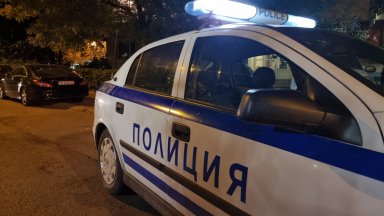 41 годишен работник беше намерен в животновъдна ферма в Съединение съобщават