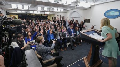 Съветничката на американския президент Доналд Тръмп Кари Лейк обяви че