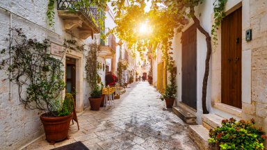 Локоротондо – сюрреалното градче с трули