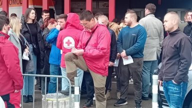 Временно спират акциите по кръводаряване за пострадалите от пожара в