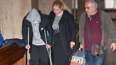 Бащата на психичноболния Стоян Стоянов обвинен за нападението над двама