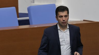 Правителството ще падне скоро ако мнозинството продължава да се опира