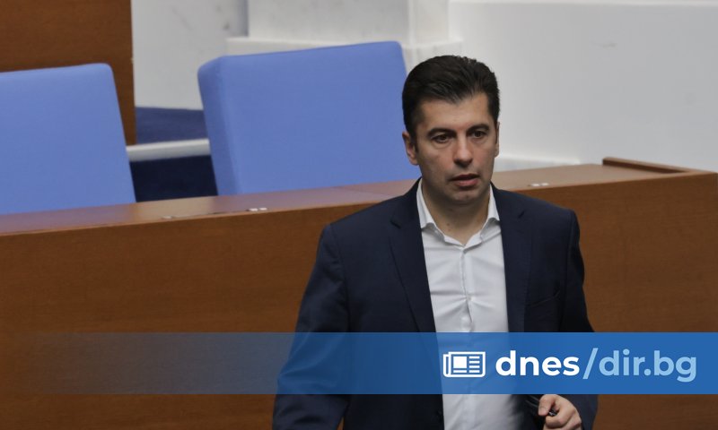 Правителството ще падне скоро, ако мнозинството продължава да се опира