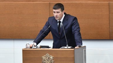 Величие защити Радостин Василев и депутатите от МЕЧ Ще пробваме