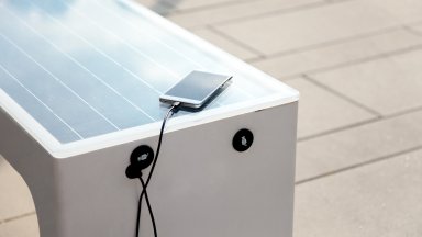 Соларни умни пейки за обществено ползване ще бъдат монтирани в