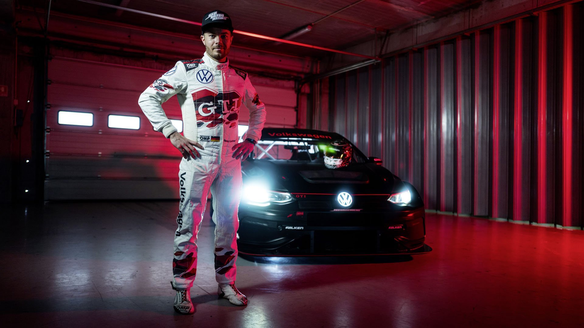 Зад волана на Golf GTI Clubsport 24h ще бъде Бени Лойхтер