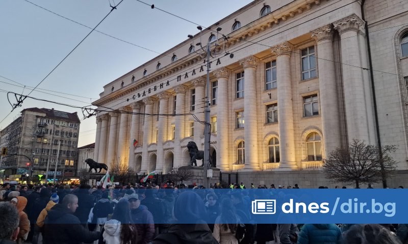 За поредна сряда гражданска инициатива Правосъдие за всеки организира протест
