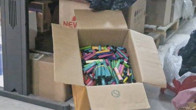 Служители на икономическа полиция в Шумен пресякоха разпространението на около 200