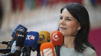 Германският външен министър Аналена Бербок днес ще посети Сирия за