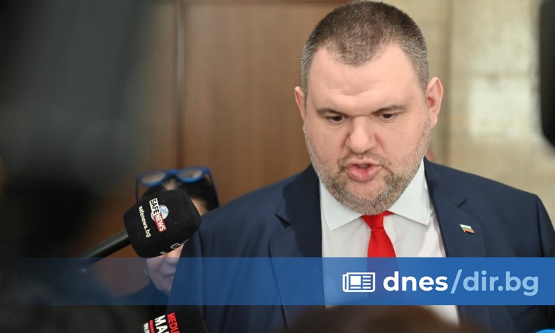 Лидерът на ДПС - Ново начало Делян Пеевски обяви, че