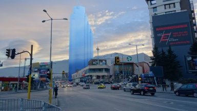 Лидерът на Спаси София Борис Бонев и кметът на столицата Васил