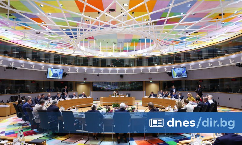 Европейският съюз поддържа своя подход за мир чрез сила в