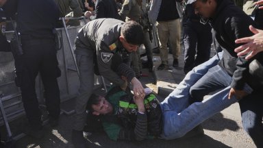 Протестиращи срещу израелския премиер Бенямин Нетаняху и действията в Газа