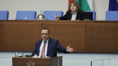 Миналата година са натрупани задължения към строителните фирми за над