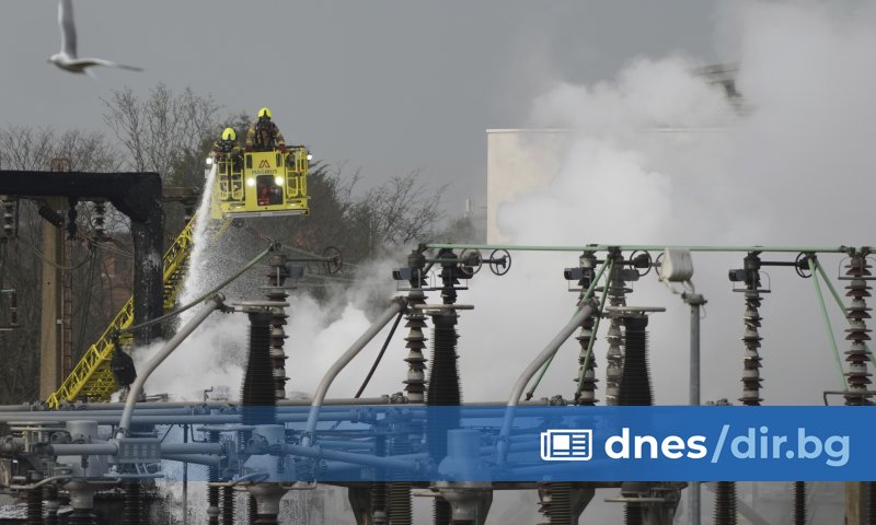Спирането на работата на лондонското летище Хийтроу заради пожар в