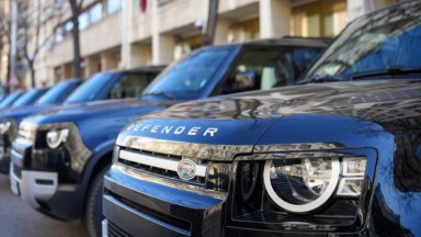 Посланикът на Великобритания в България Натаниъл Kопси дари на Главната