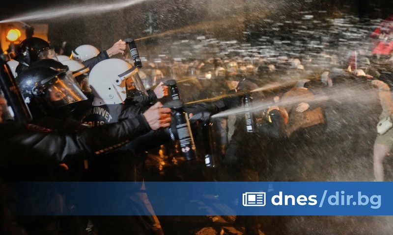 Турските власти са задържали 343 души на протестите срещу ареста