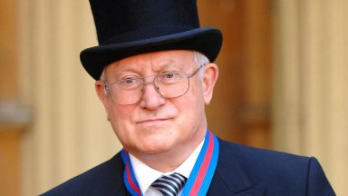 Олег Гордиевски дългогодишният двоен агент от КГБ който избяга във