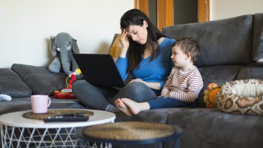 Системата за прием в общинските детски градини и ясли се срина