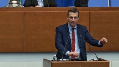 ДПС-НН: Да не му минава през ума на Радев да налага вето за особения управител