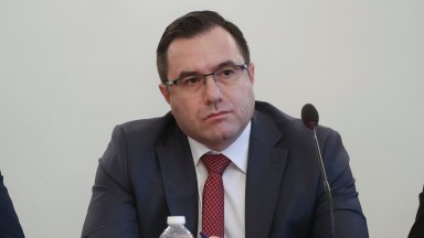 Парламентът избра Пламен Младеновски за председател на Комисията за енергийно