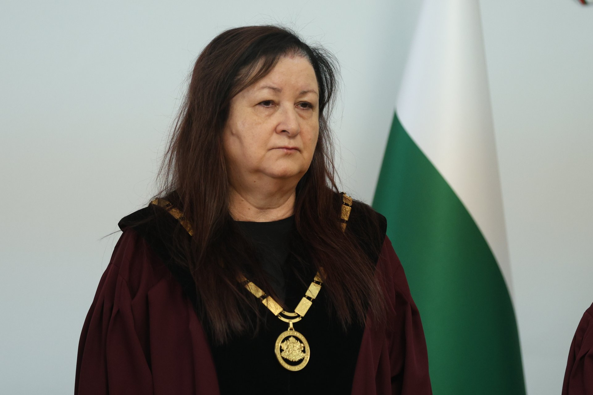 конституционен съдия Надежда Джелепова