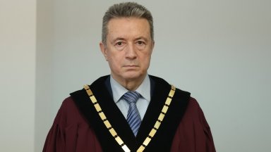 Янаки Стоилов: Не са на дневен ред промени в Конституцията