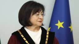 Председателят на КС: Ако Йотова спечели наесен, това ще е нейният първи мандат като президент