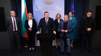 Поведението на Демокрация права и свободи ДПС не демонтира модела срещу