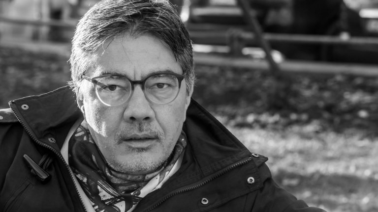 "Чакай и се надявай" - една история от края на 80-те, написана от Иво Милев