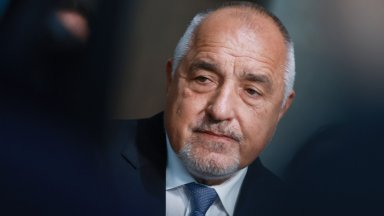 В последния момент Румен Радев реши да бламира България и