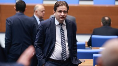 Българите не могат да бъдат питани за неща за които