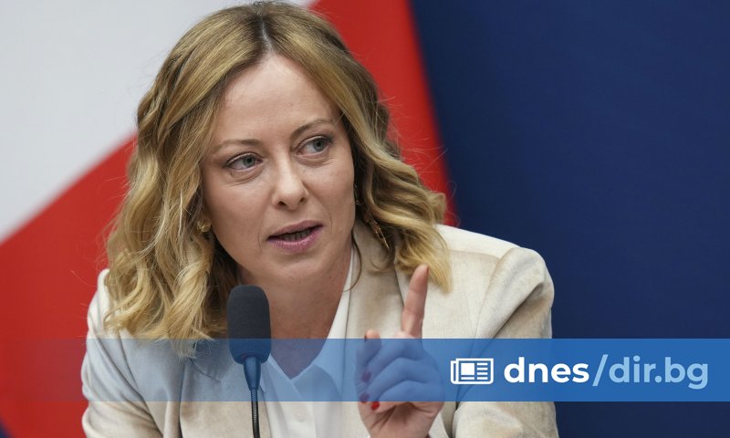 Би било детинско и повърхностно да се внушава, че Италия