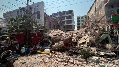 Броят на жертвите на разтърсило Югоизточна Азия на 28