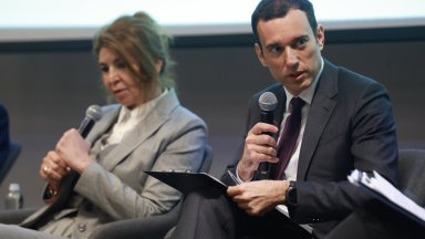 От Продължаваме Промяната настояват кметът на София Васил Терзиев да