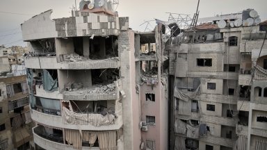 Най малко трима души загинаха а седмина бяха ранени при израелски