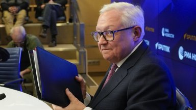 Русия предупреди че удари по ядрената инфраструктура на Иран може