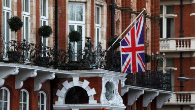 Британският премиер Киър Стармър заяви вчера че ще сложи край