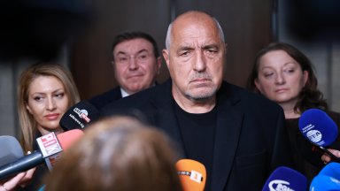 Борисов за думите на Радев: Грозно е, командвал е само ВВС и всички проблеми са само там