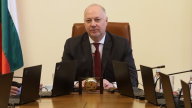 Вотът на недоверие е опит за вклиняване на раздор между