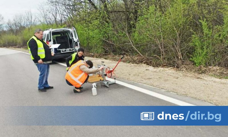 Следователи взеха проби от асфалта на пътя Плевен - Ботевград,