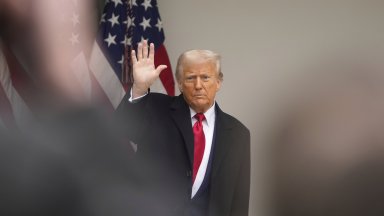 Виж още Лондонски съд прекрати делото заведено от Тръмп срещу