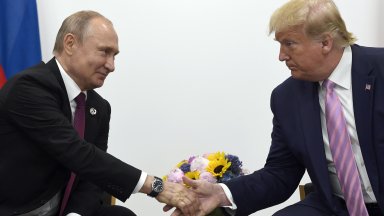 Тръмп е посъветван да не говори с Путин, докато не спре огъня в Украйна