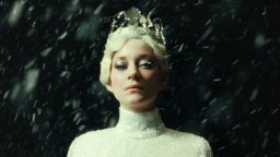 Марион Котияр срещу кривите огледала на киното в "Ледената кула"