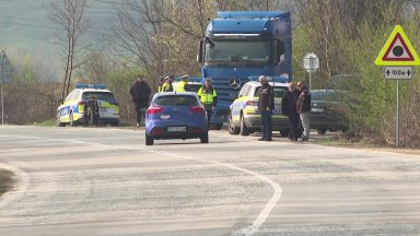 За втори път затвориха отсечката, в която загина Сияна, за взимане на лабораторни проби